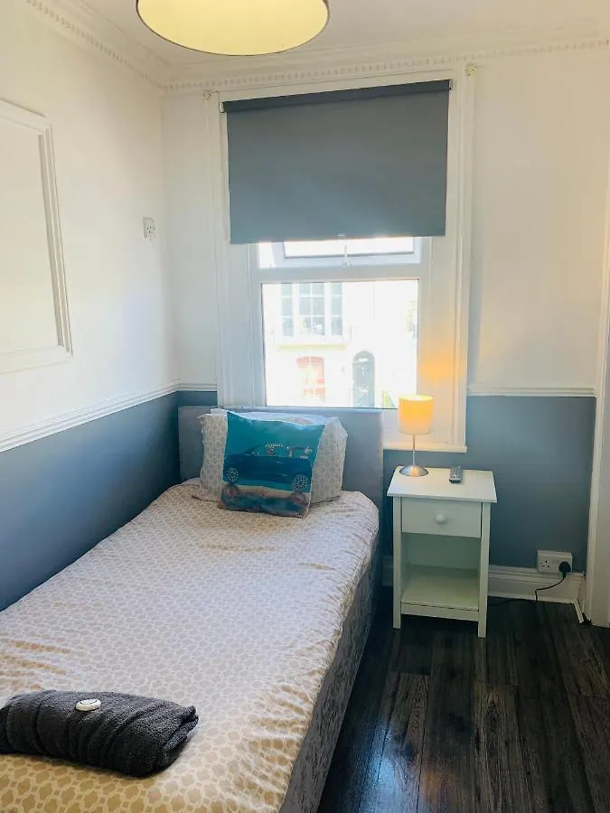 Circle Guest House Bed Only Southampton